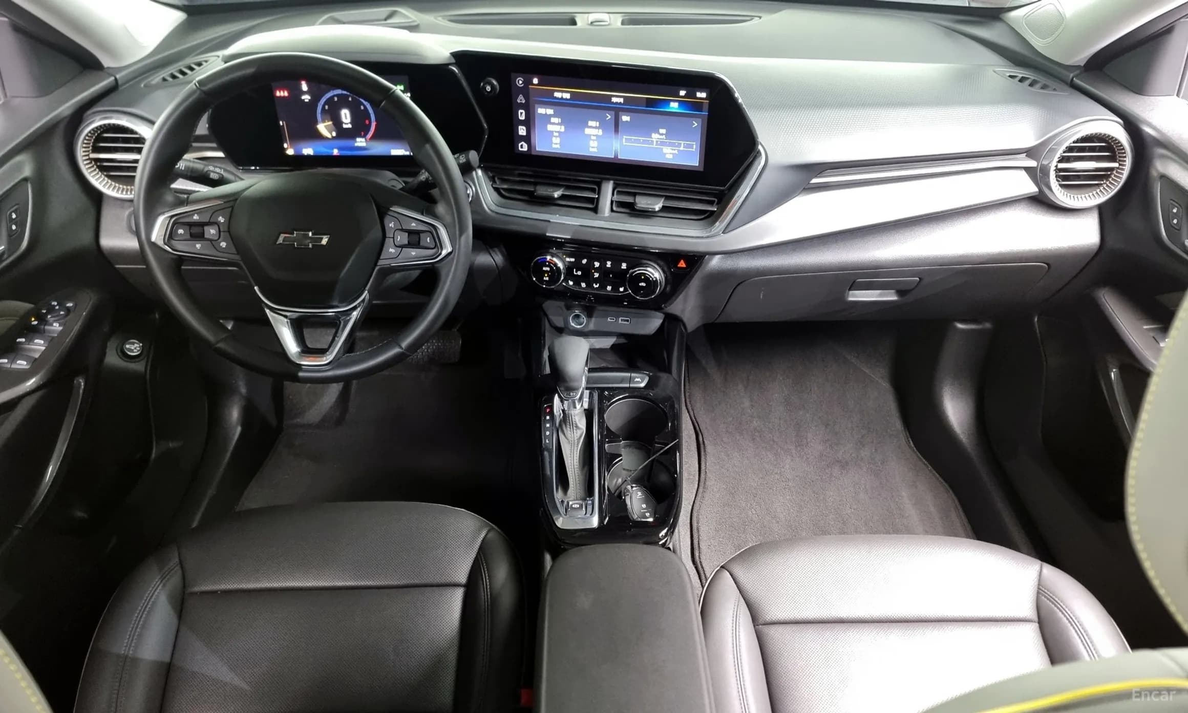 Trax Crossover