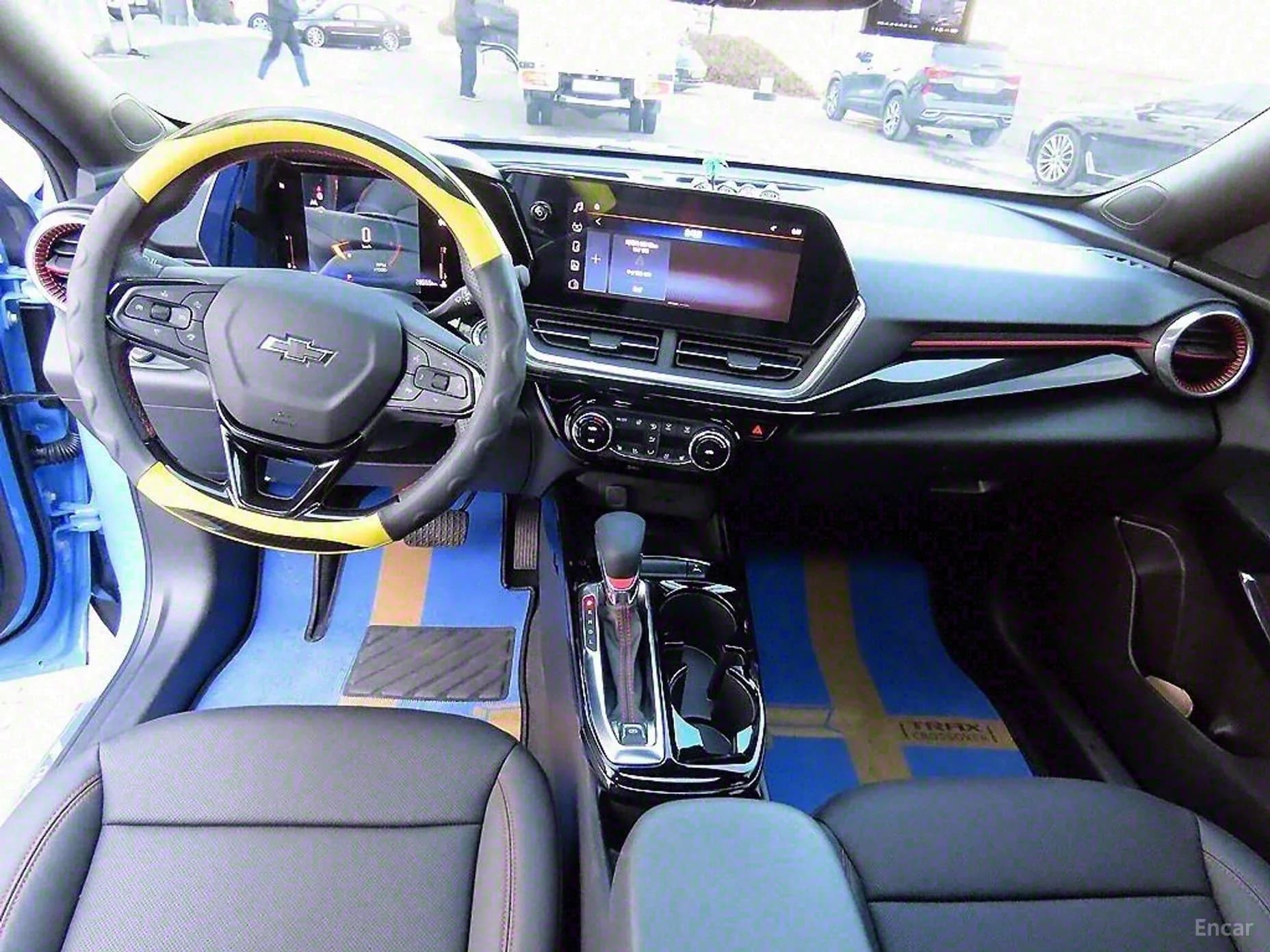 Trax Crossover