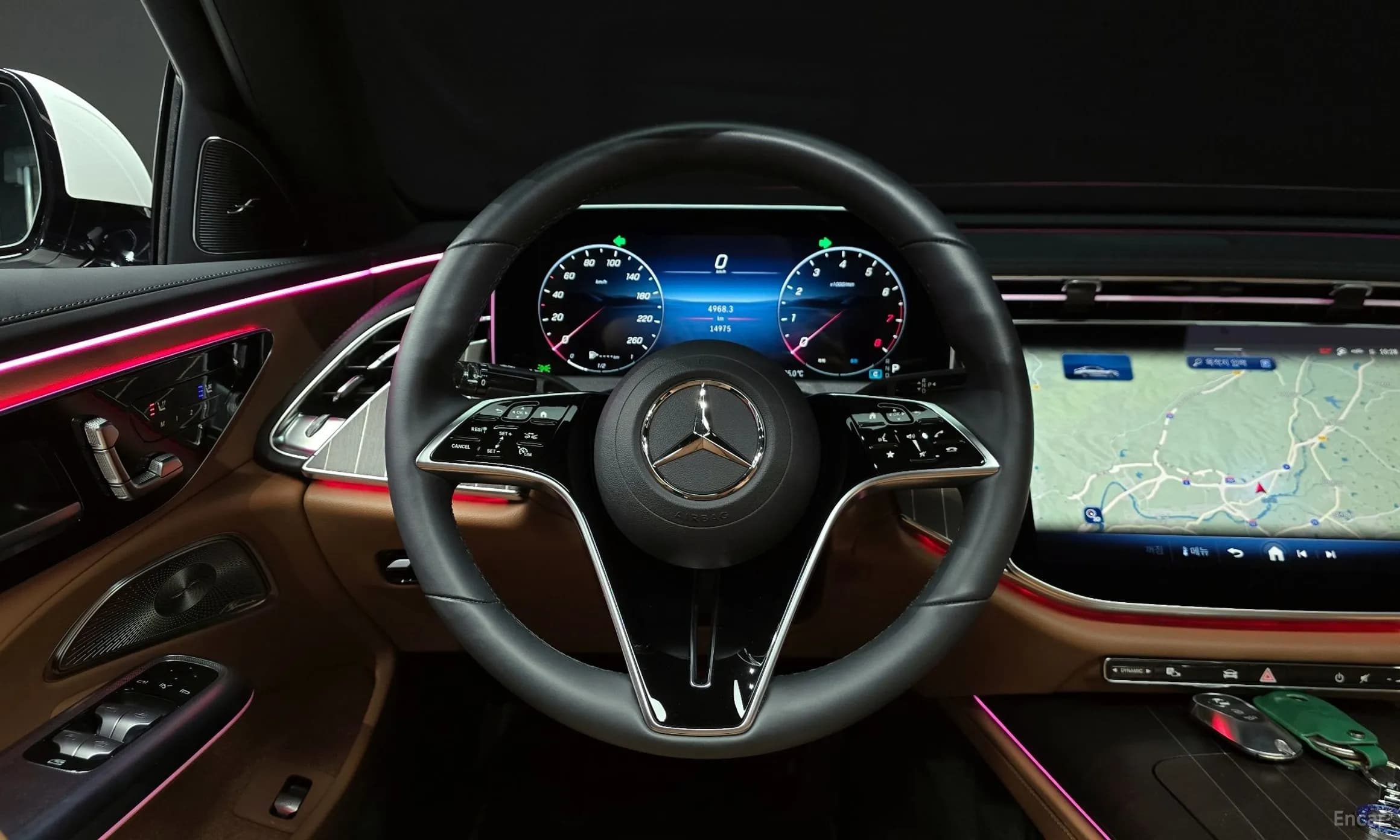 E-Class W214