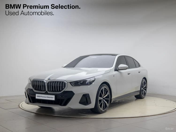 5 Series (G60)