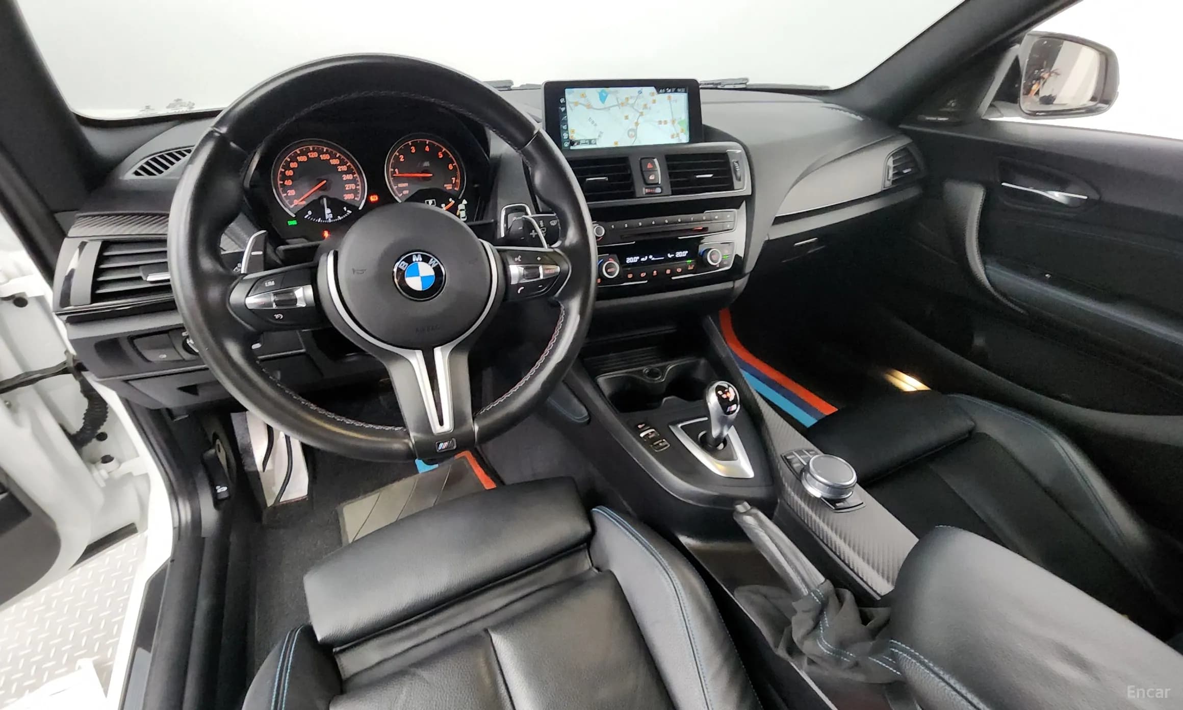 M2 (F87)