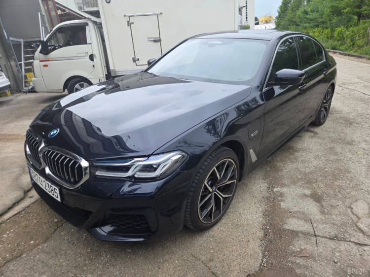 5 Series (G30)
