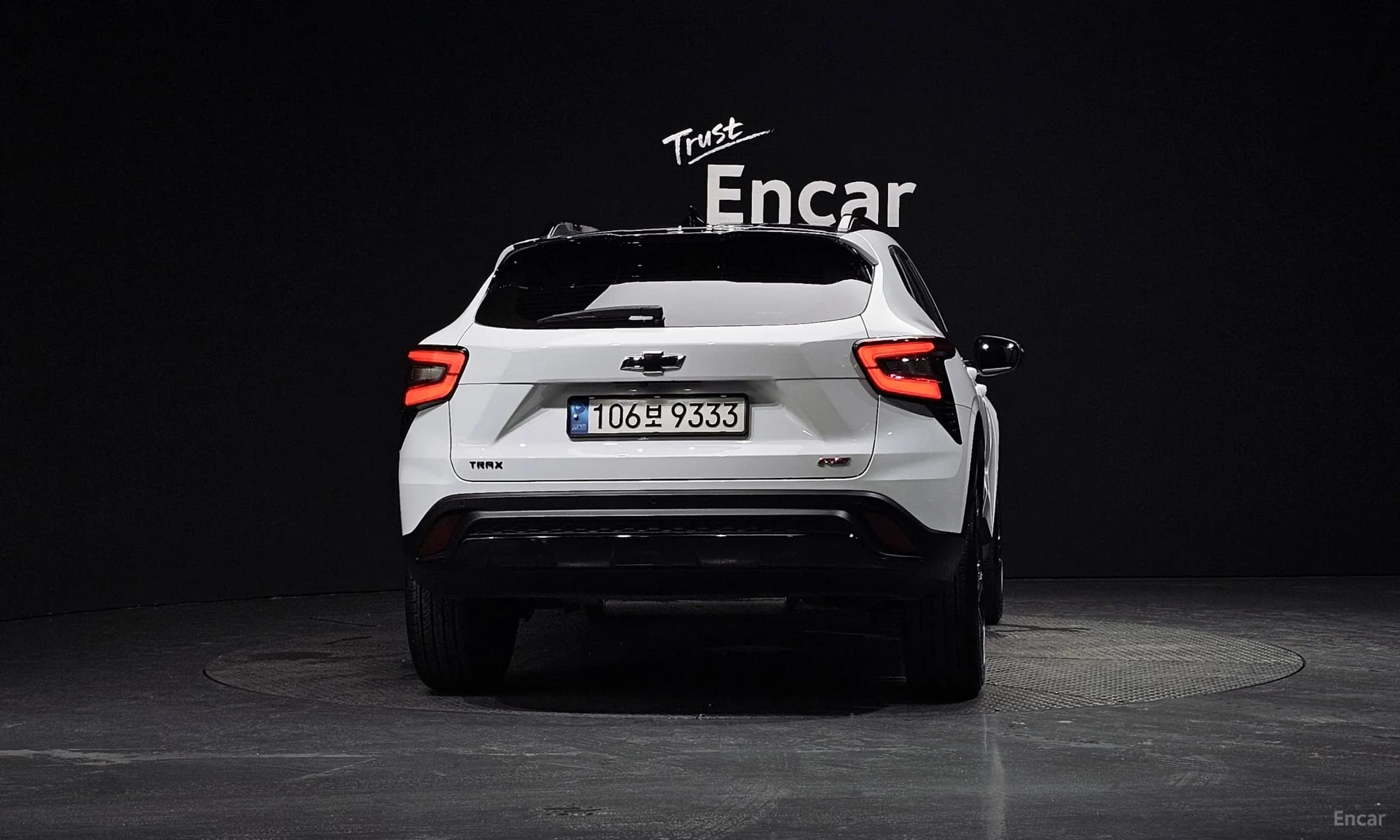 Trax Crossover