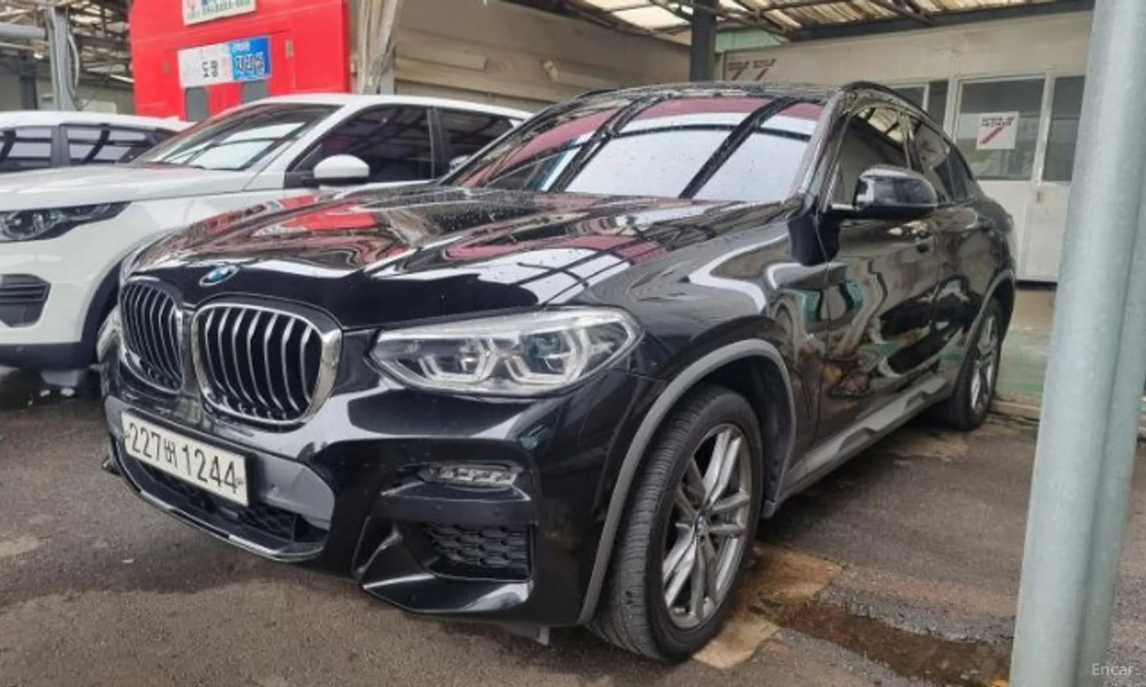 X4 (G02)