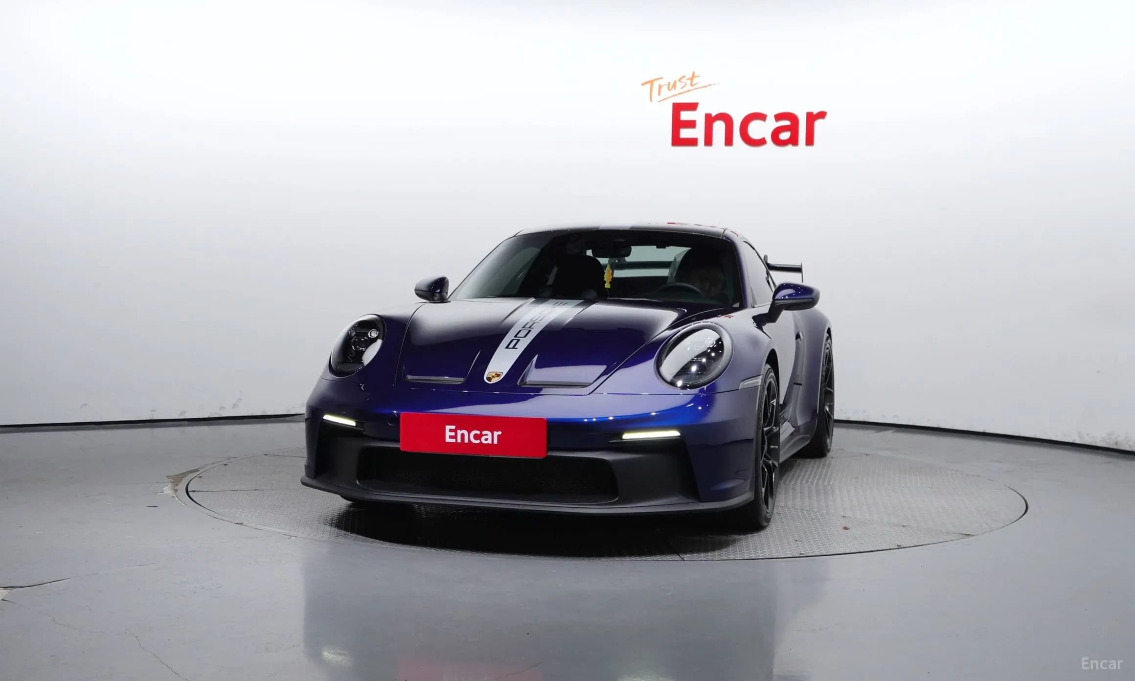 911 (992)