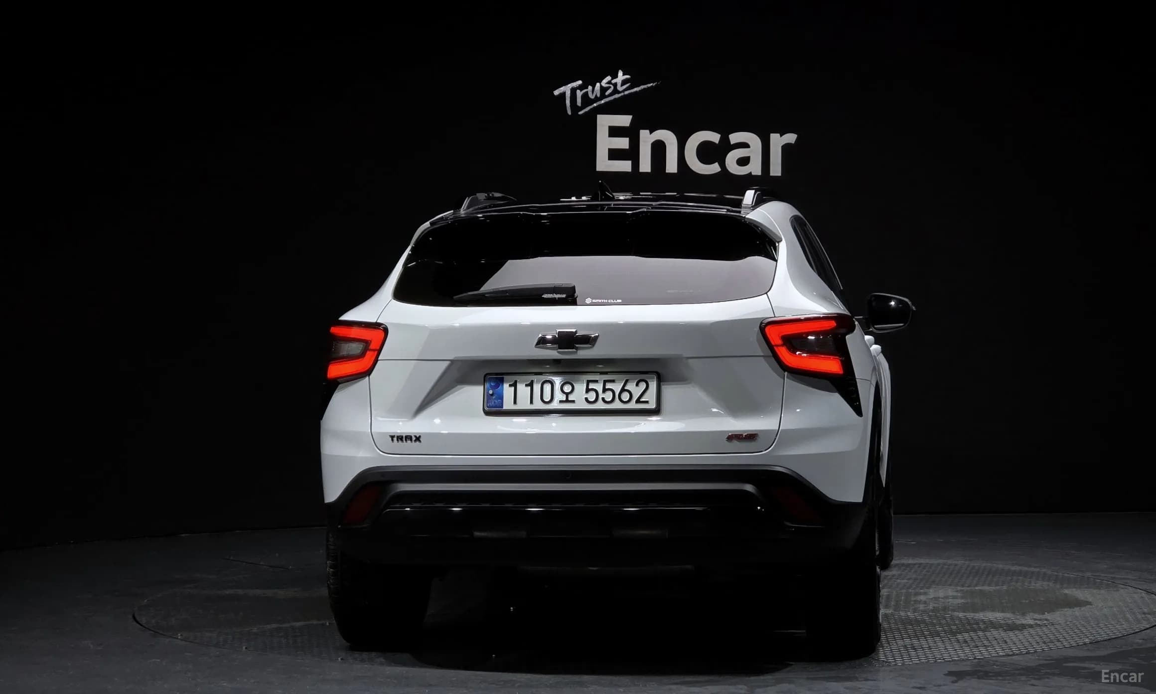 Trax Crossover