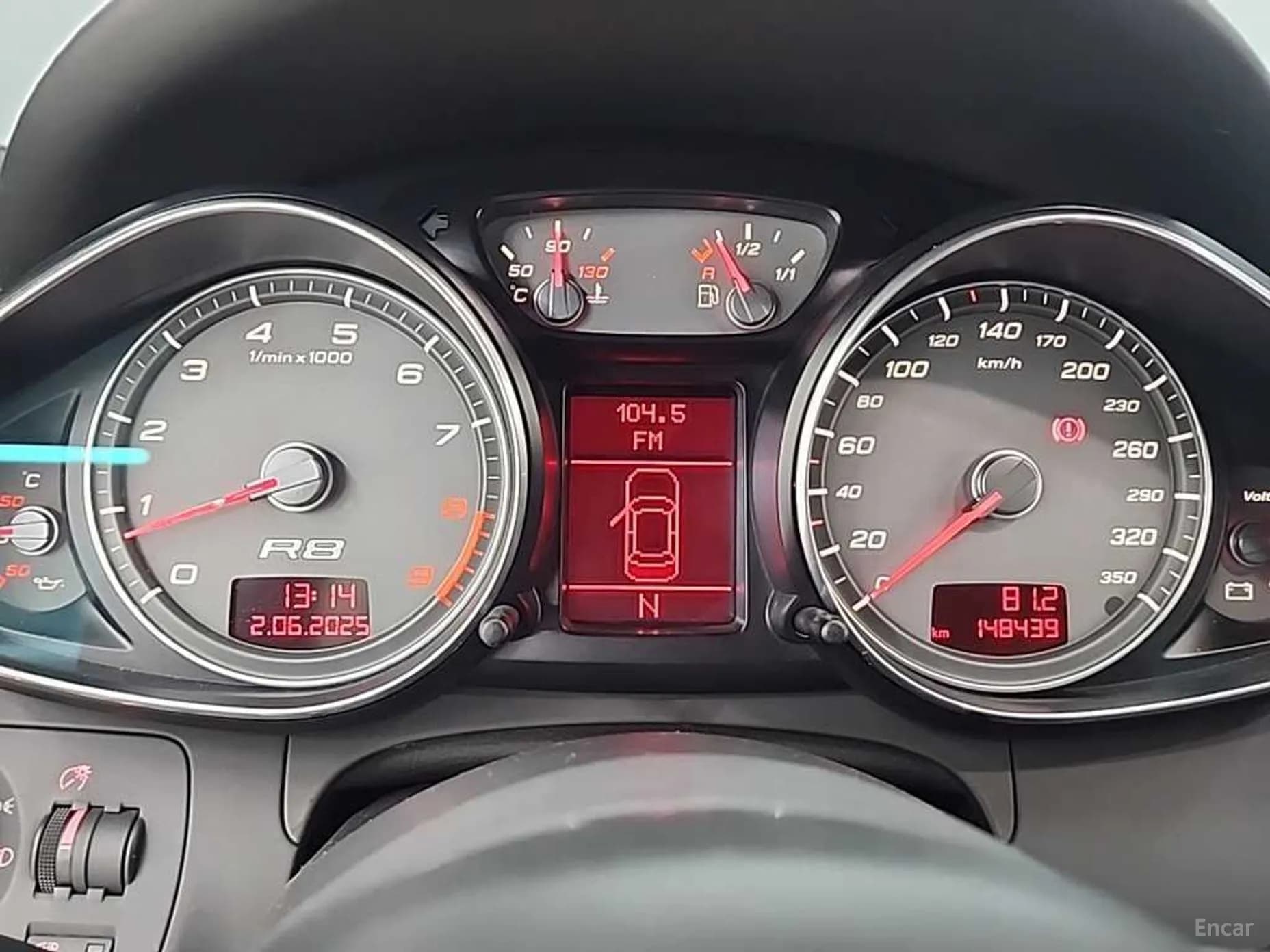 R8