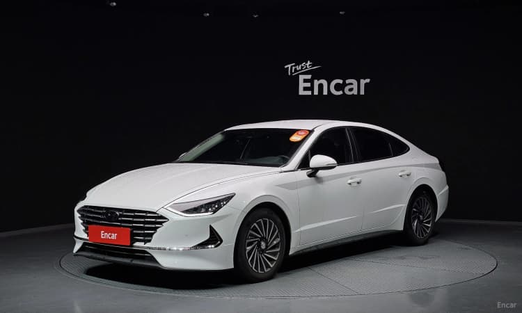 Sonata Hybrid (DN8)