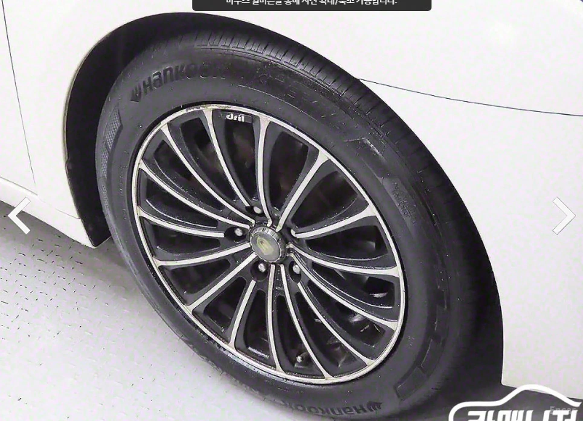 i40 Saloon