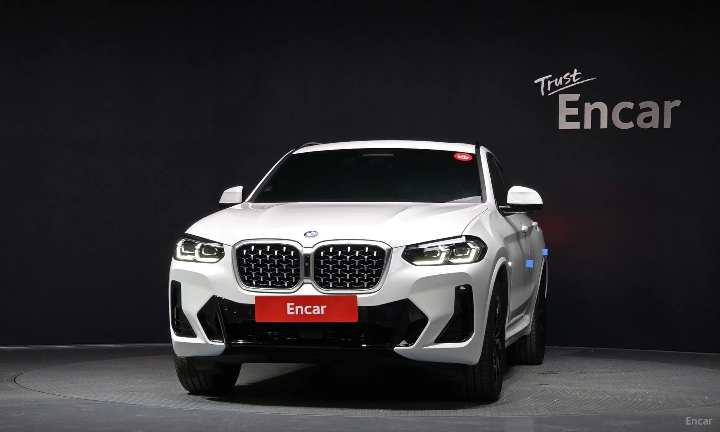 X4 (G02)