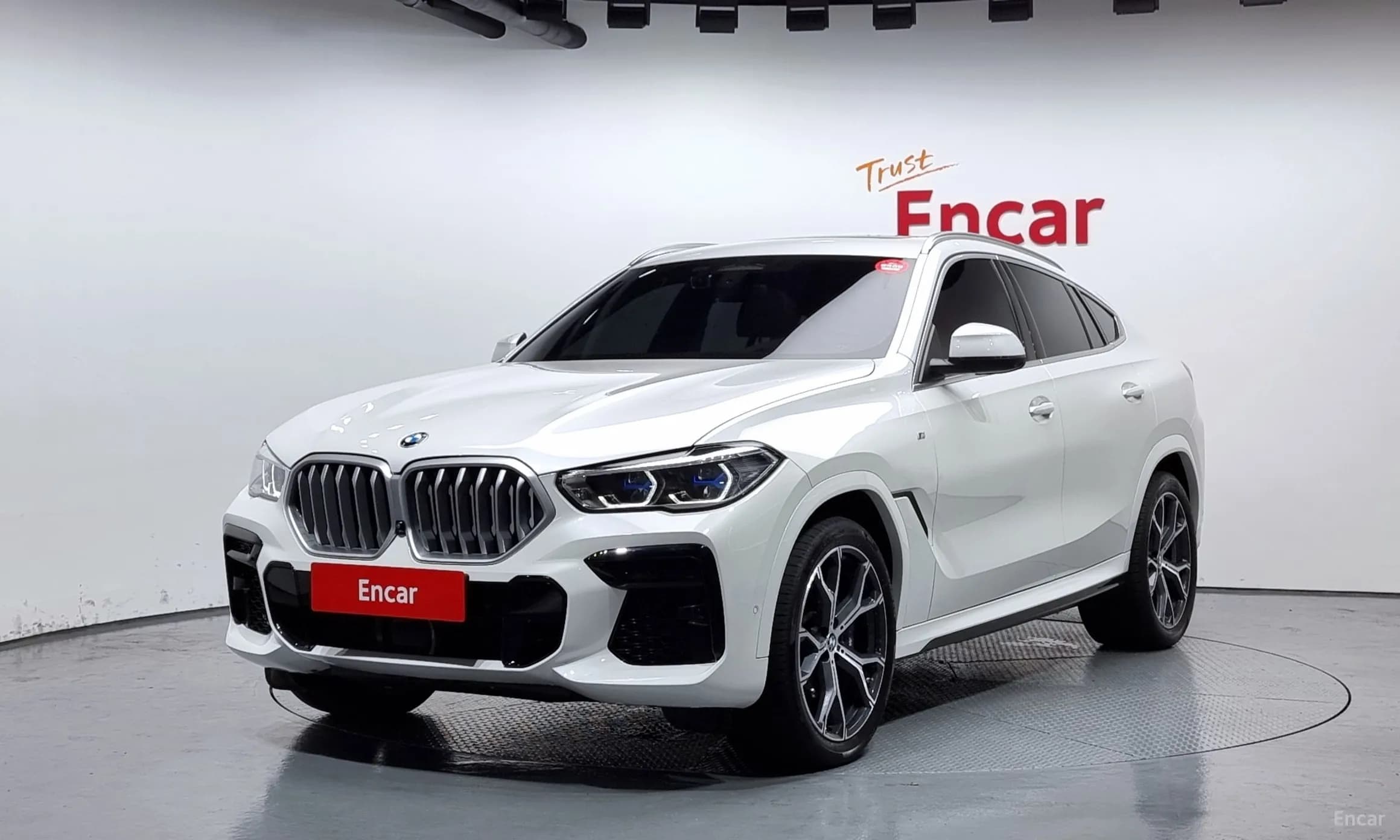 X6 (G06)