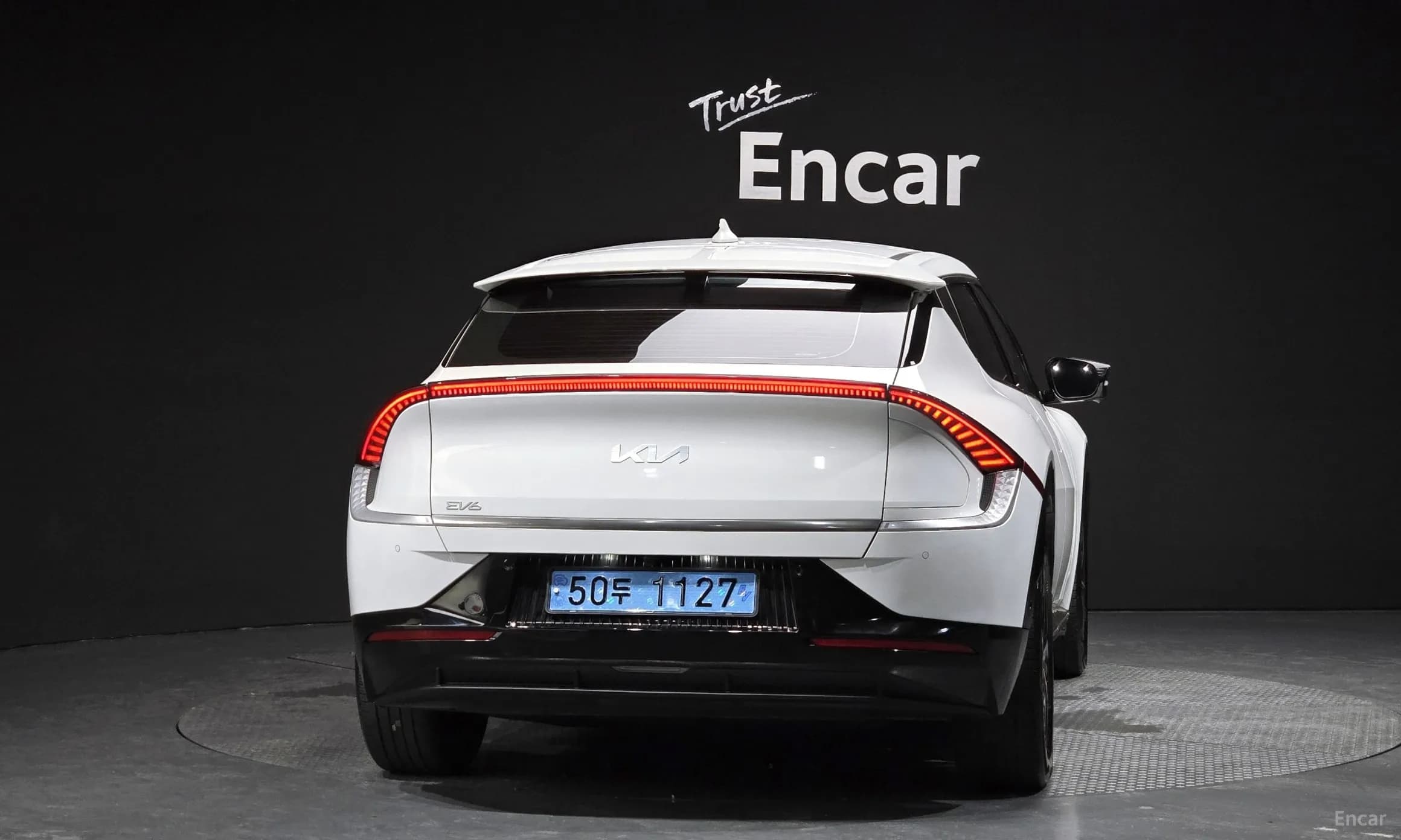 EV6