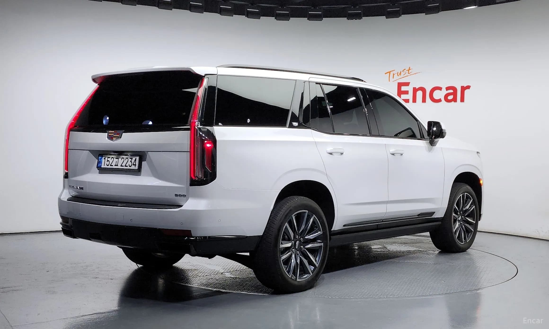 Escalade 5th Generation