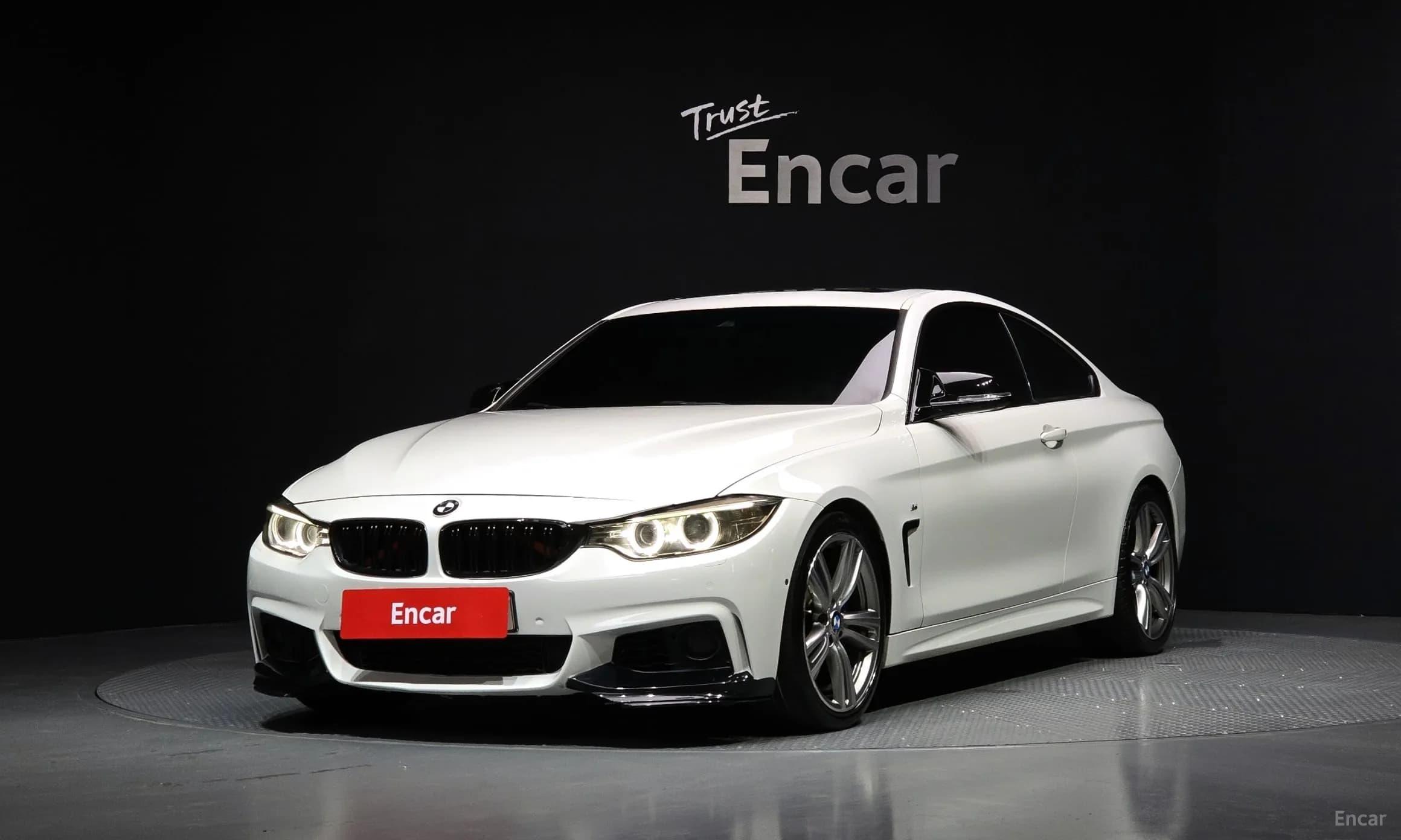Series 4 (F32)