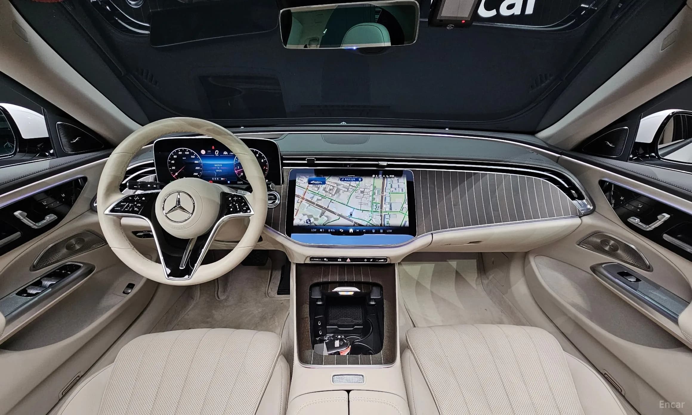 E-Class W214