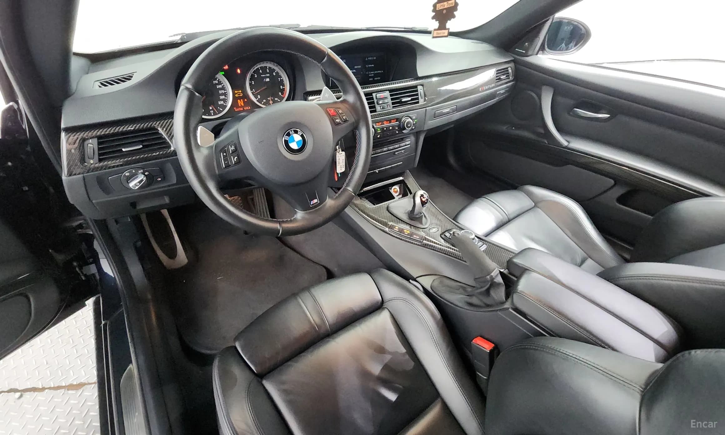 M3 (E90)