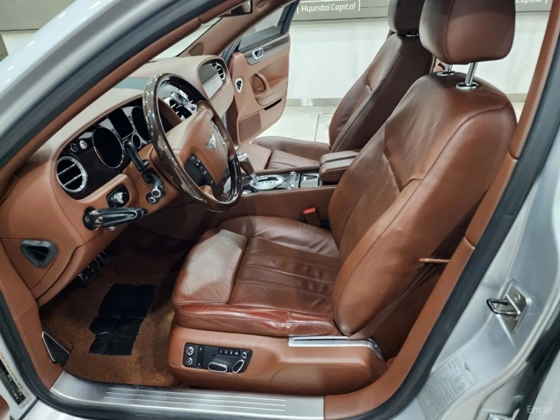 Flying Spur Gen 1