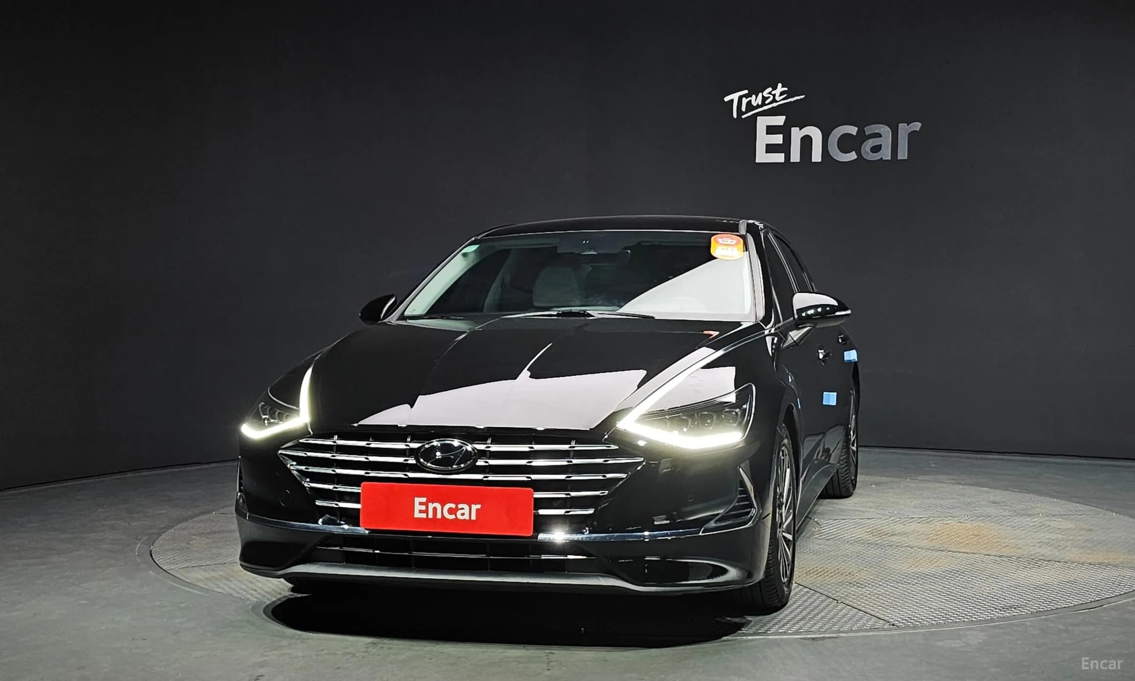Sonata Hybrid (DN8)