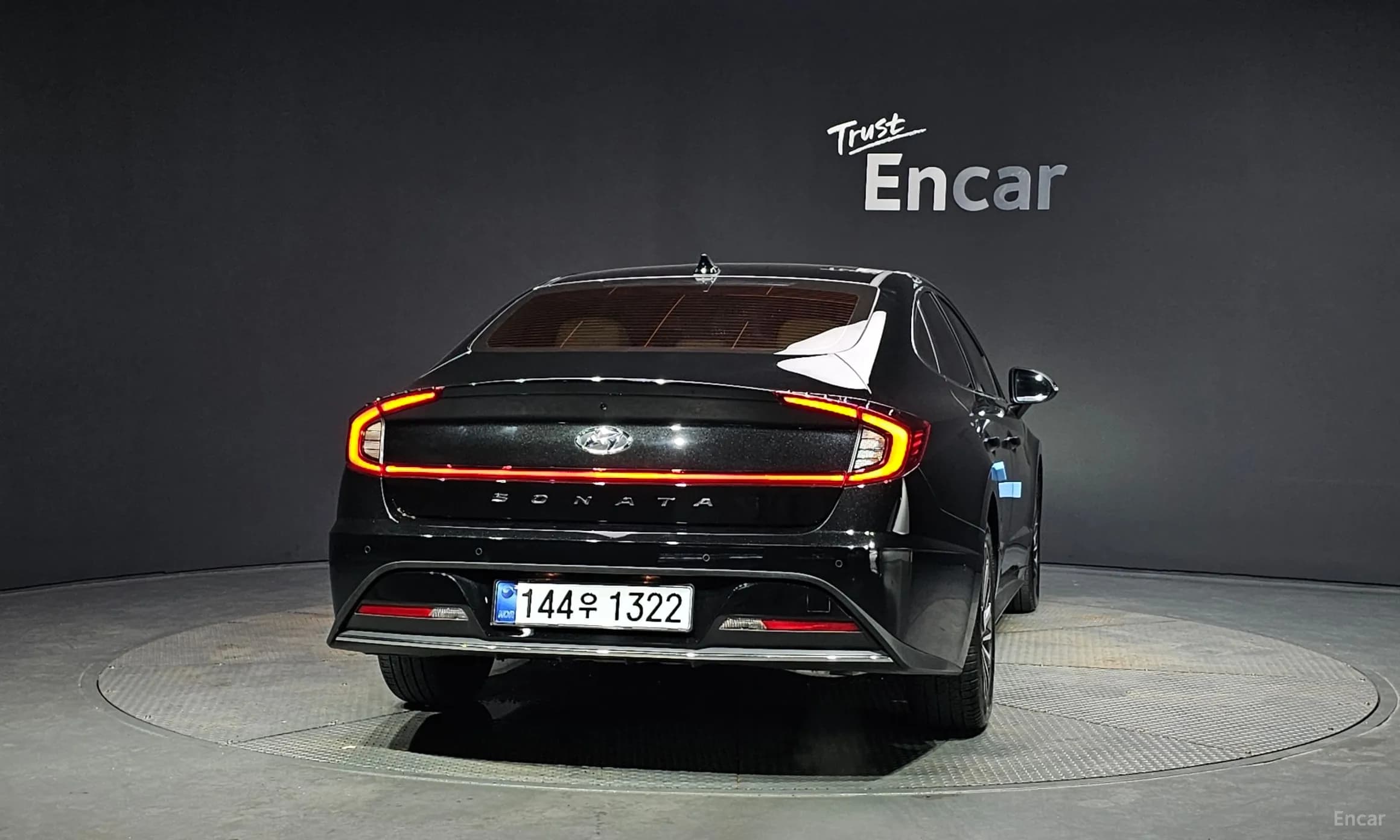 Sonata Hybrid (DN8)