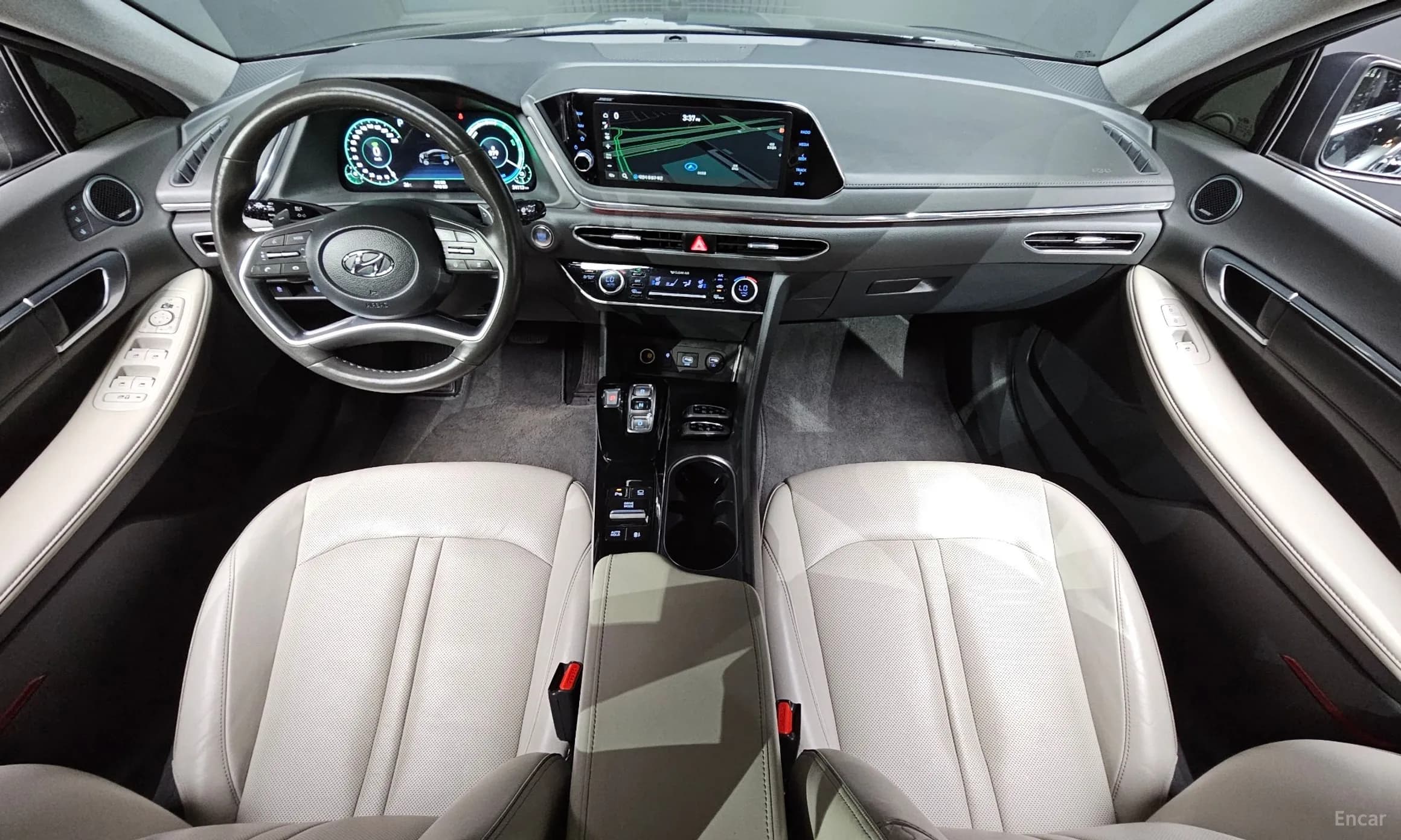 Sonata Hybrid (DN8)
