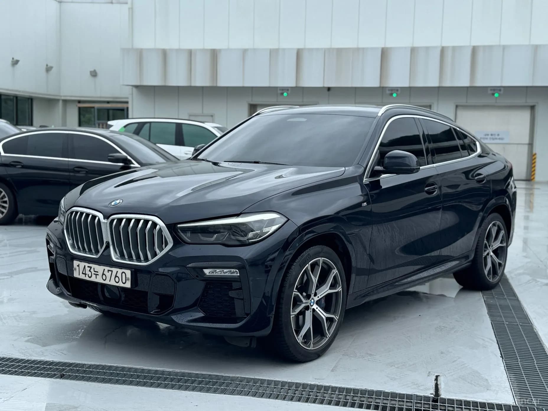 X6 (G06)