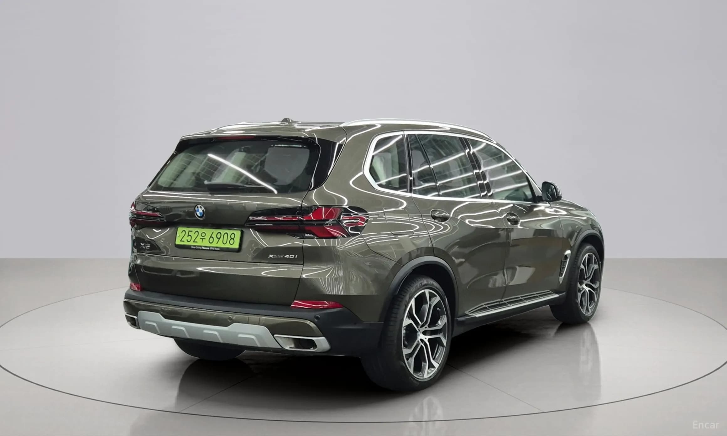 X5 (G05)