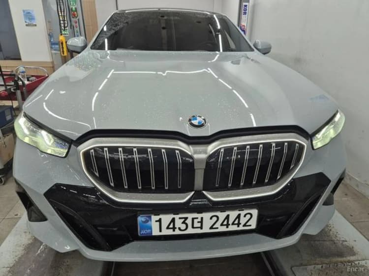 5 Series (G60)