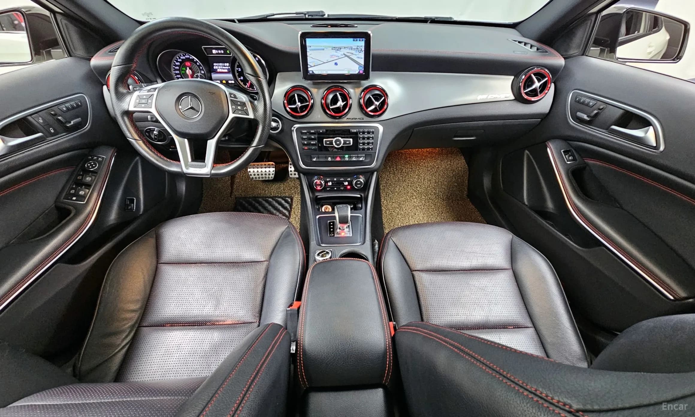 GLA-Class X156
