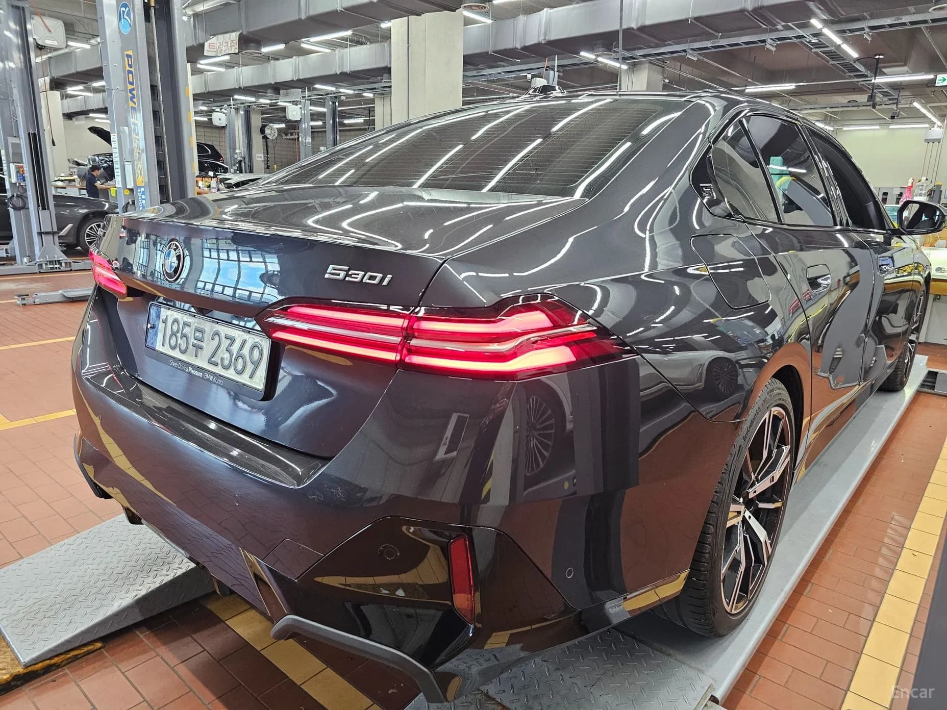 5 Series (G60)