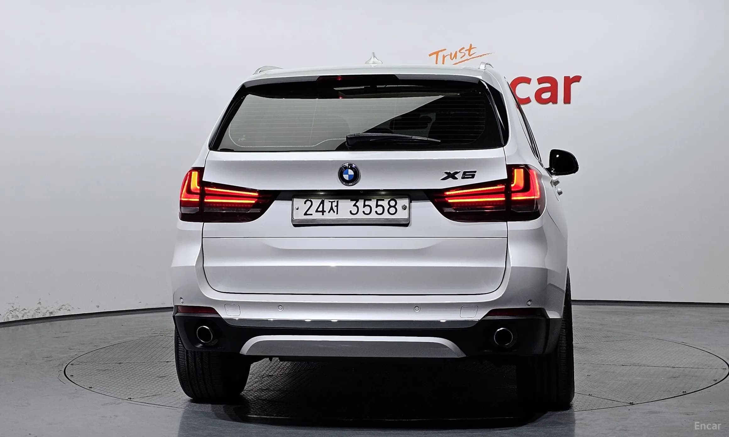 X5 (F15)