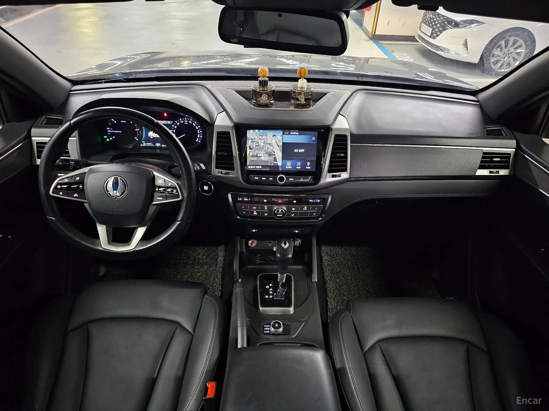 Rexton Sports Khan