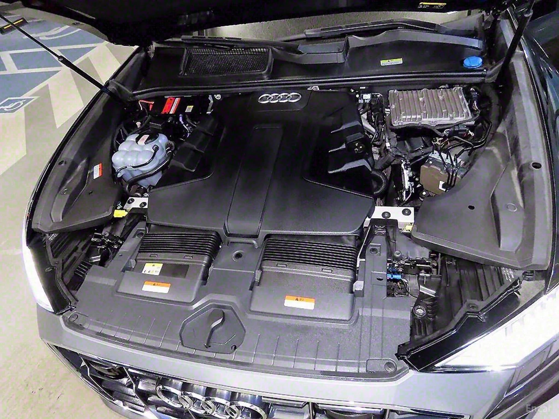Q8 (4M)