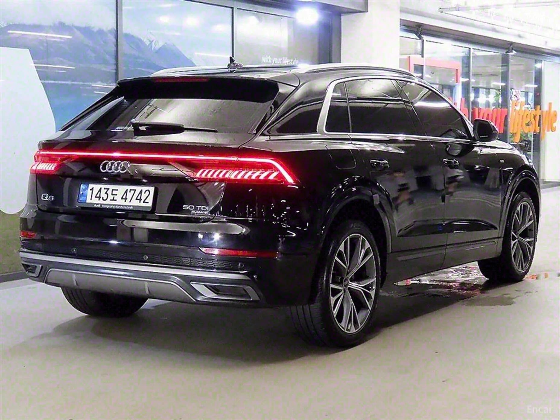 Q8 (4M)