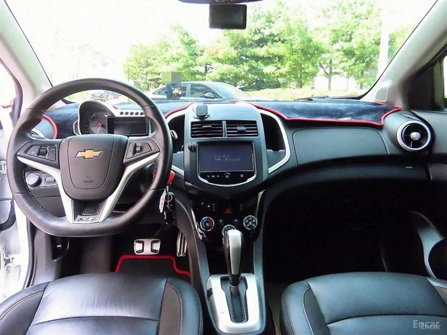 Aveo Hatchback