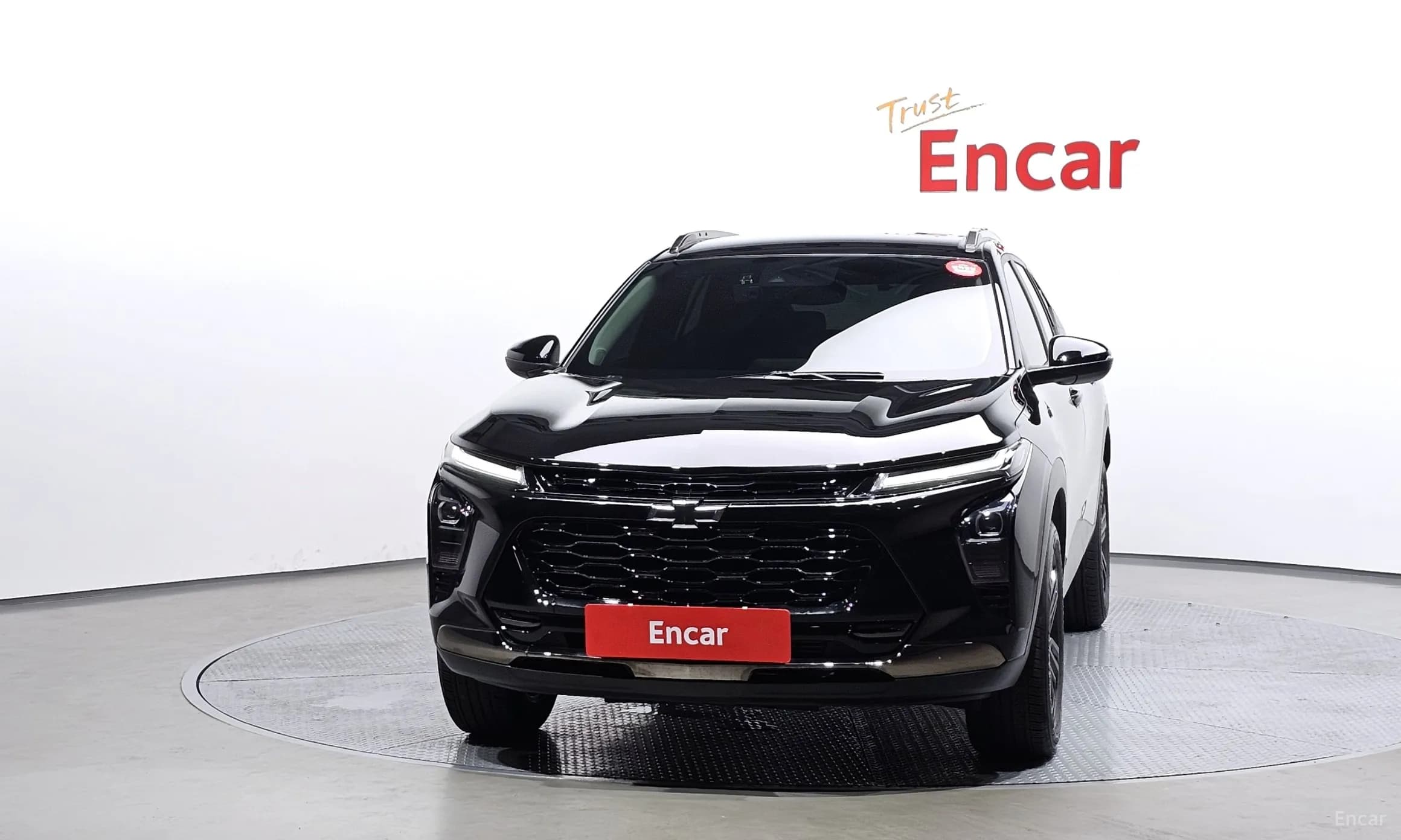 Trax Crossover