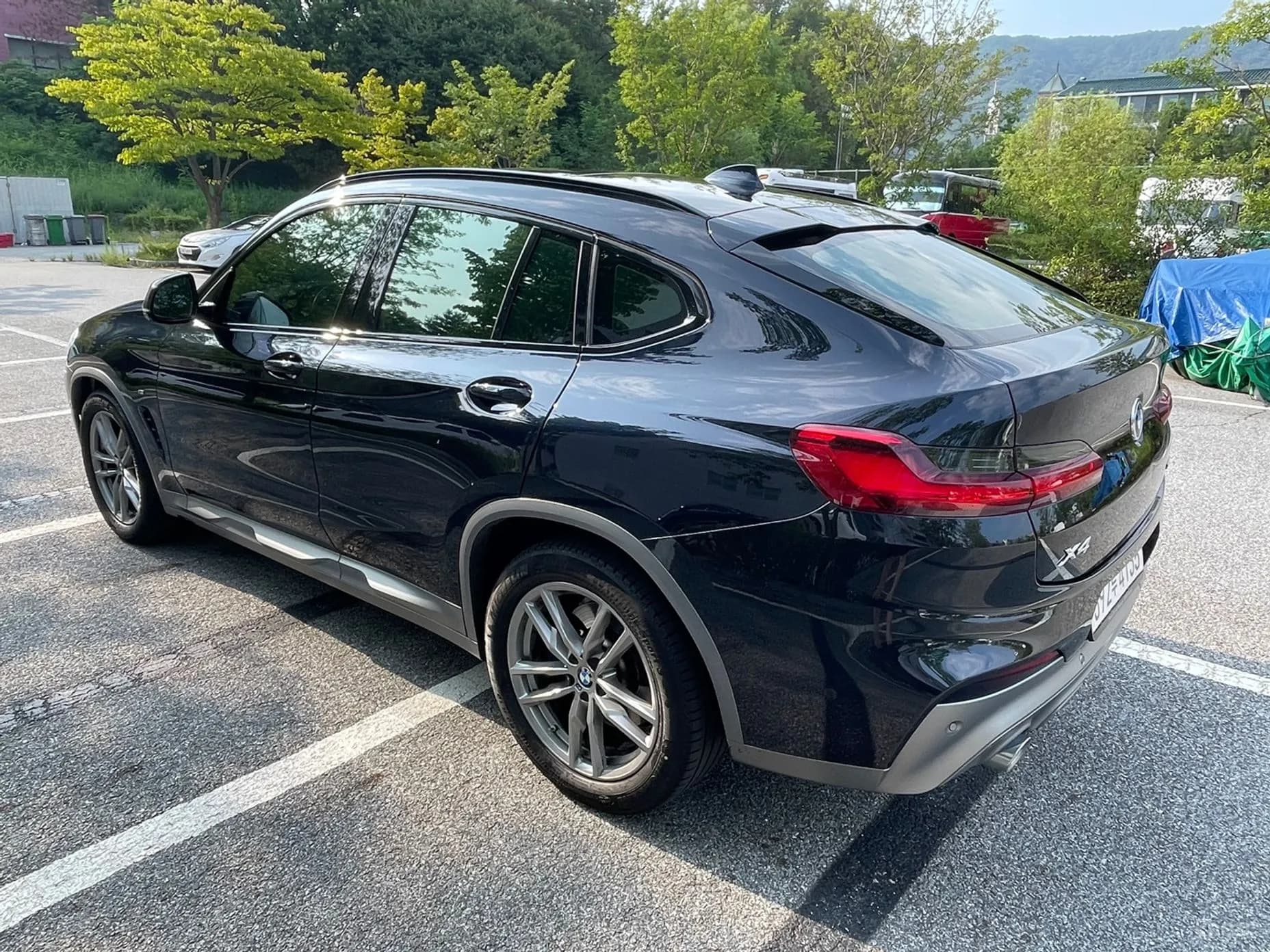 X4 (G02)