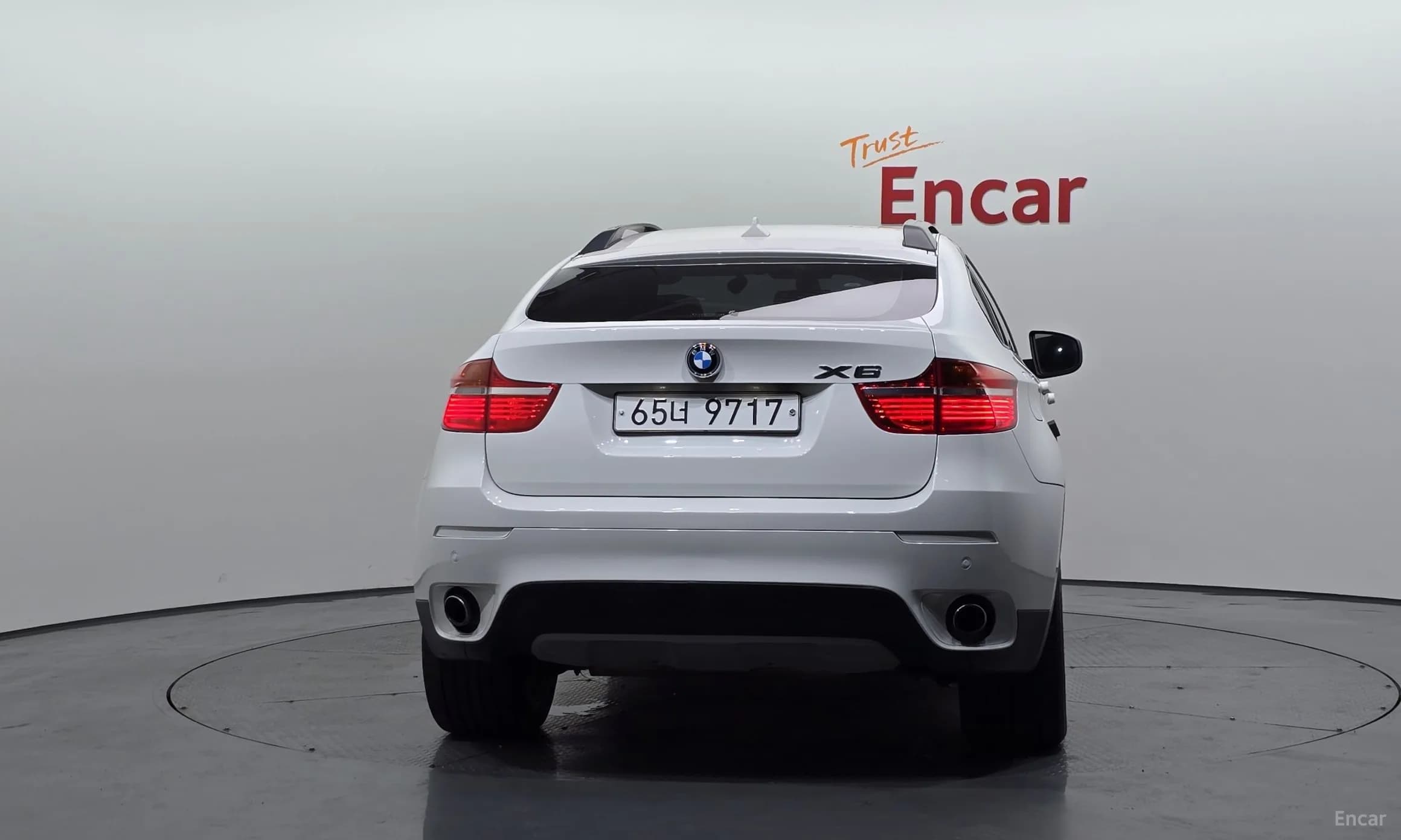 X6 (E71)