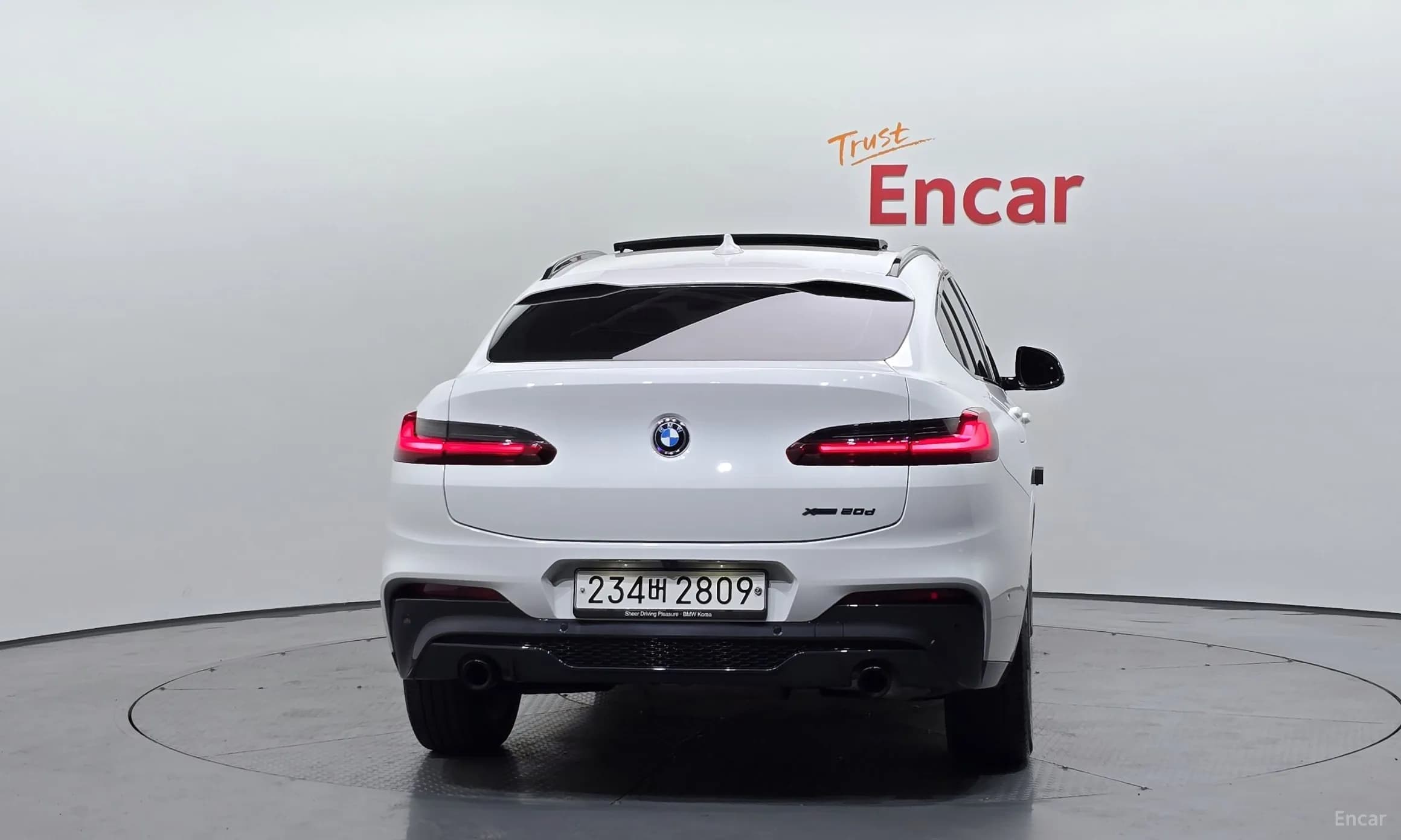 X4 (G02)