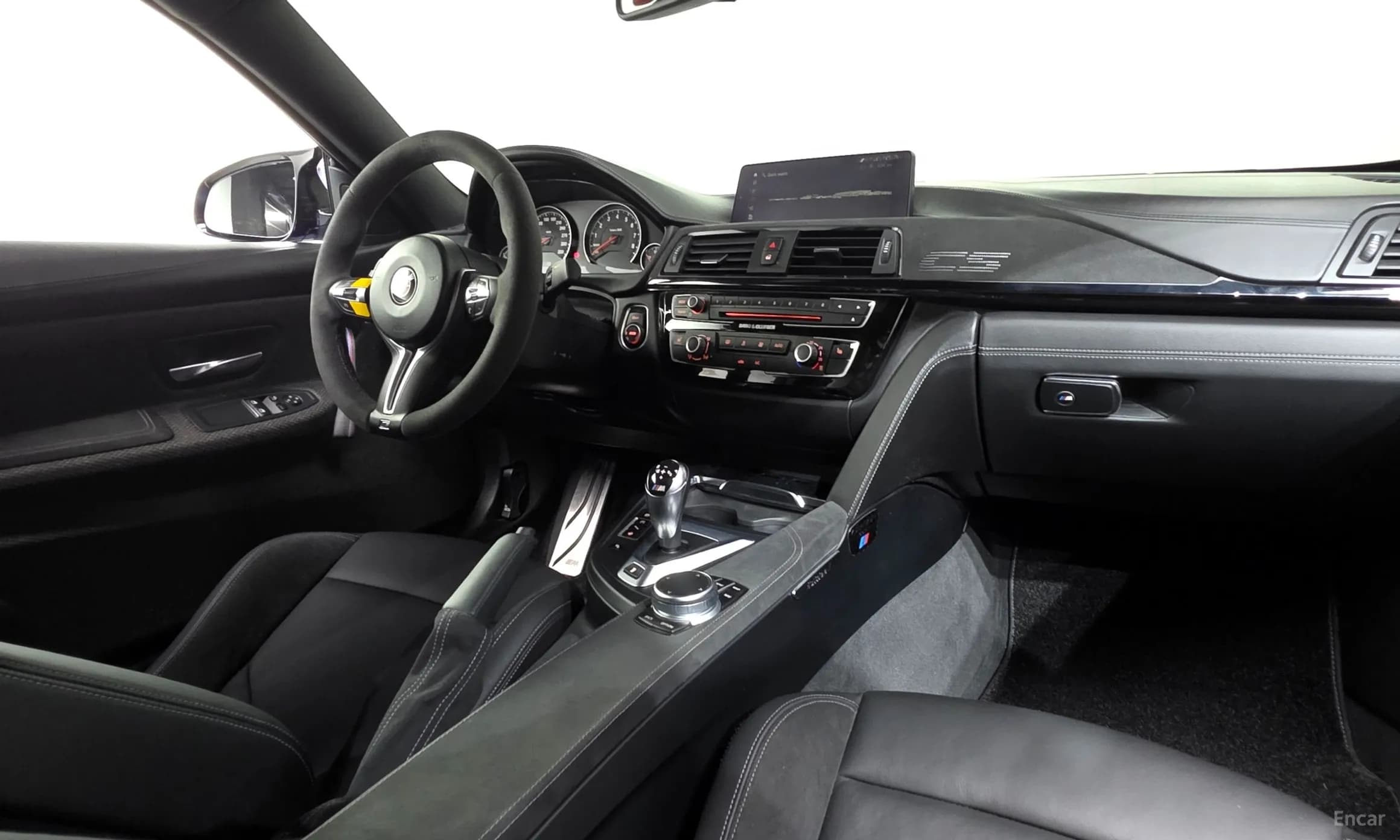 M4 (F82)