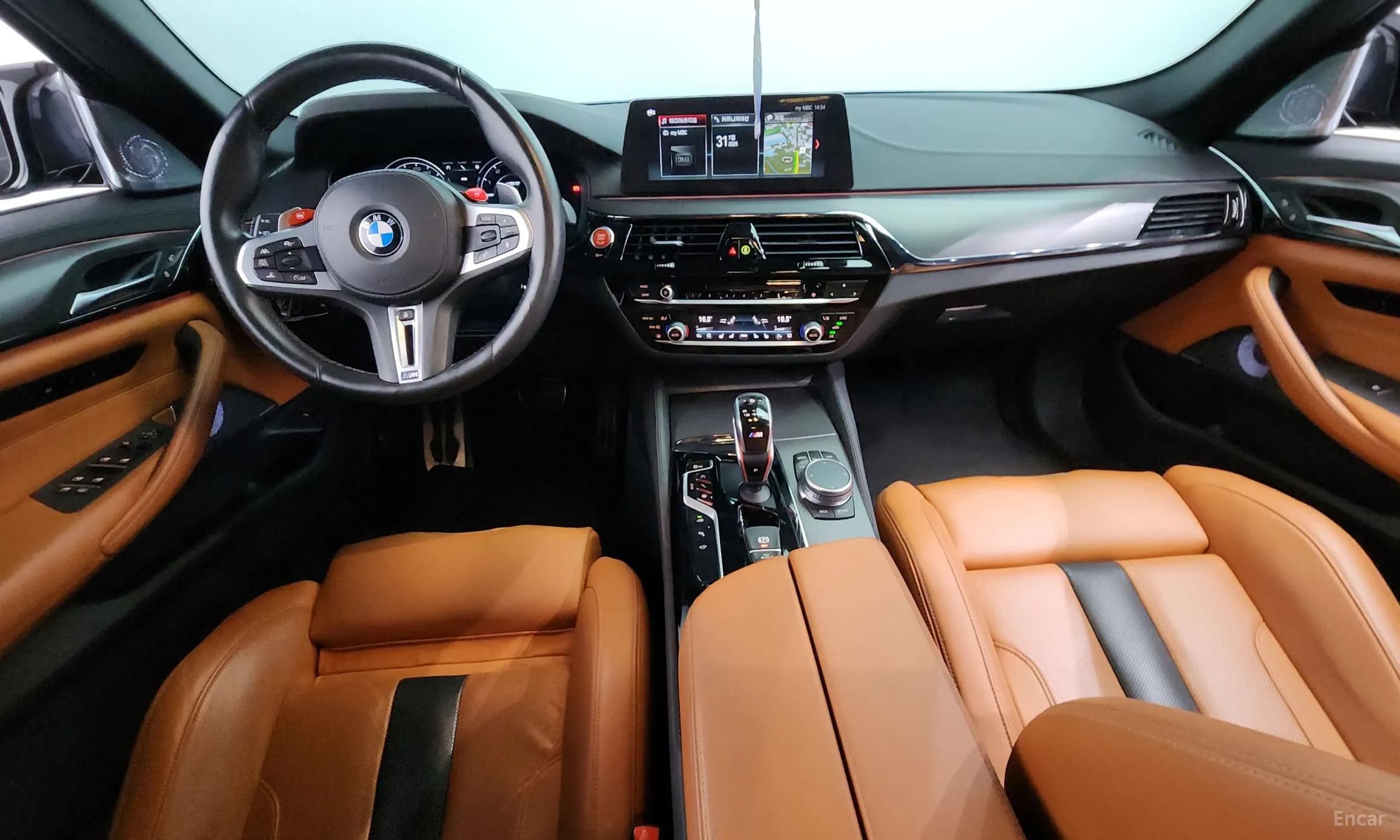 M5 (F90)