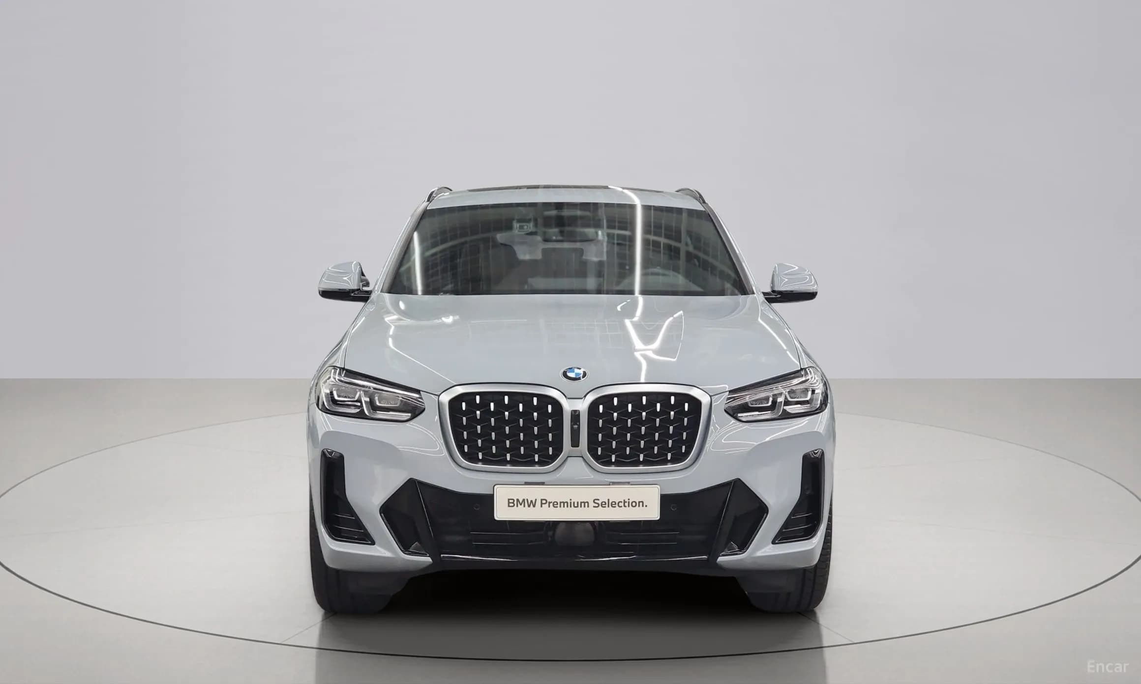 X4 (G02)