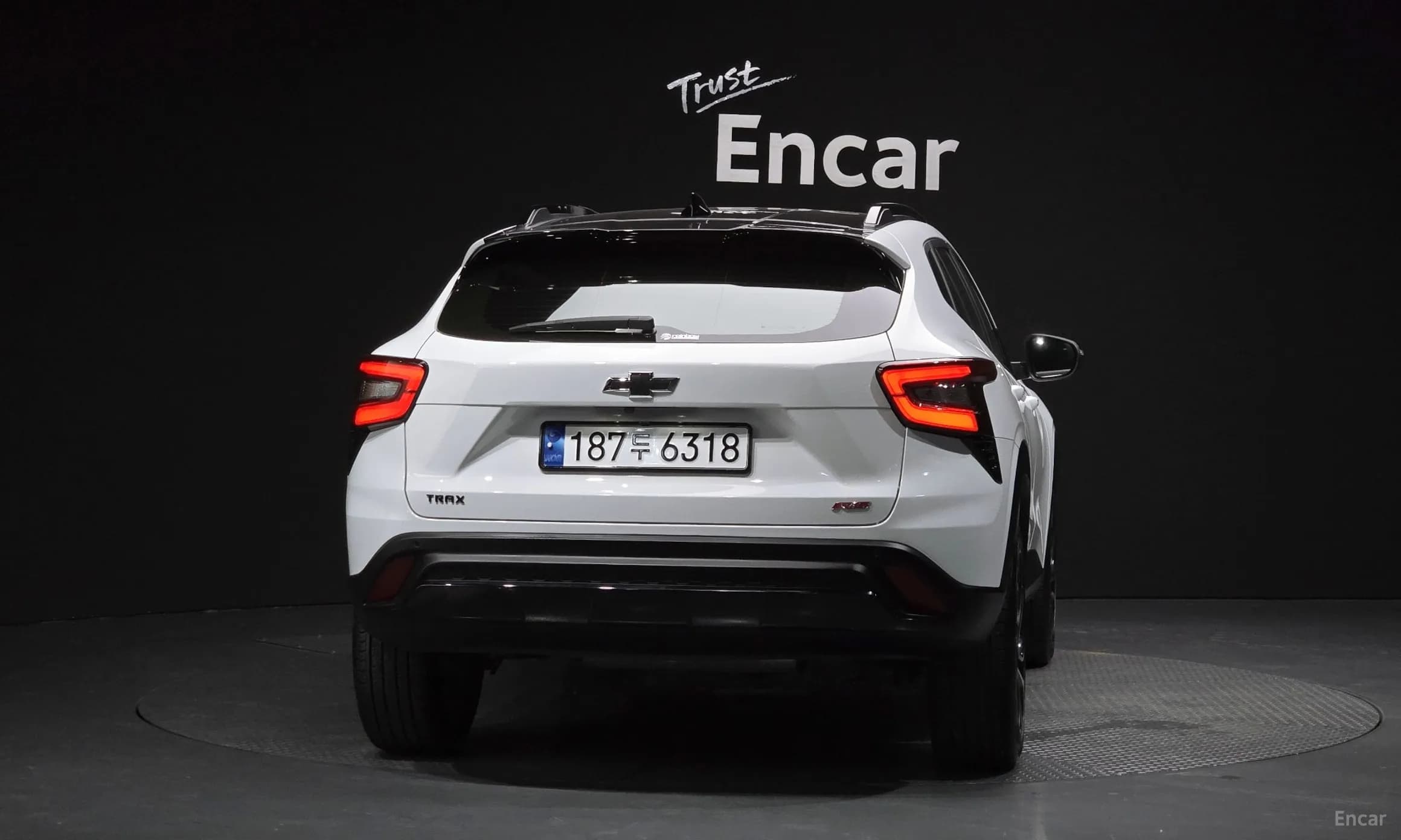 Trax Crossover