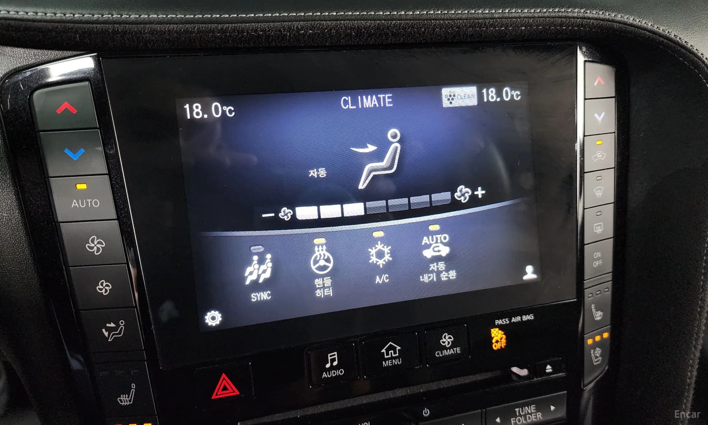 QX50 (P71A)