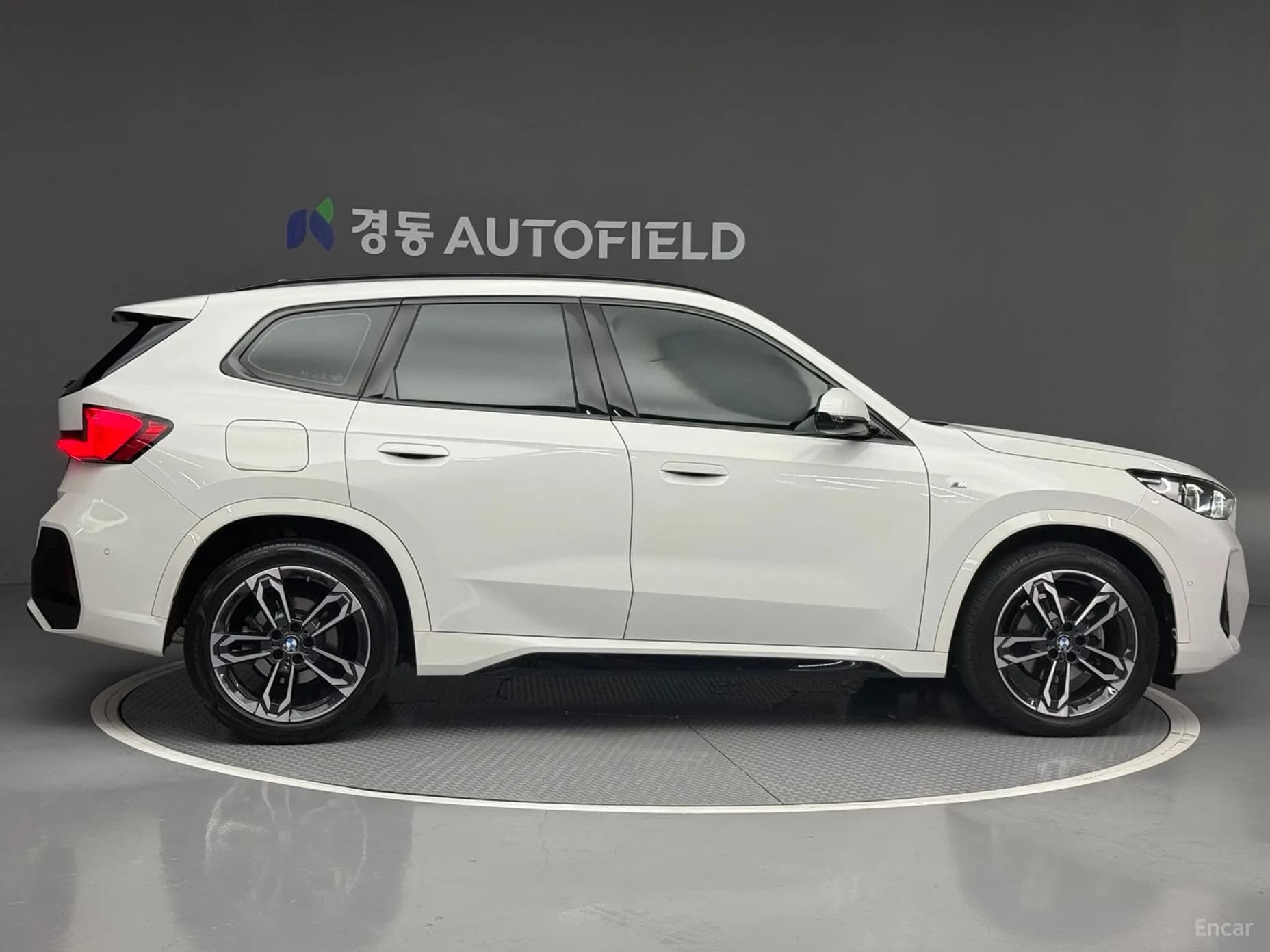 X1 (U11)