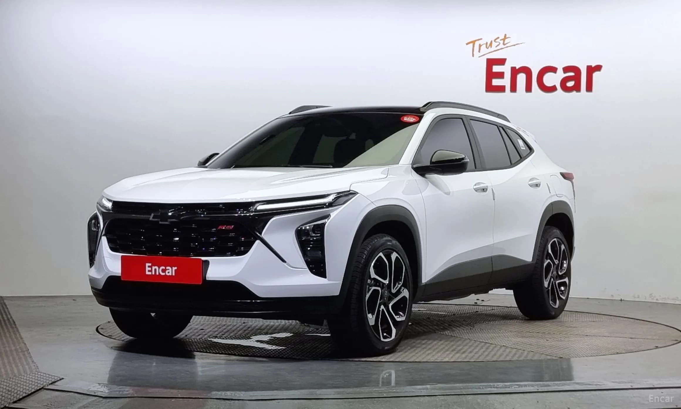 Trax Crossover