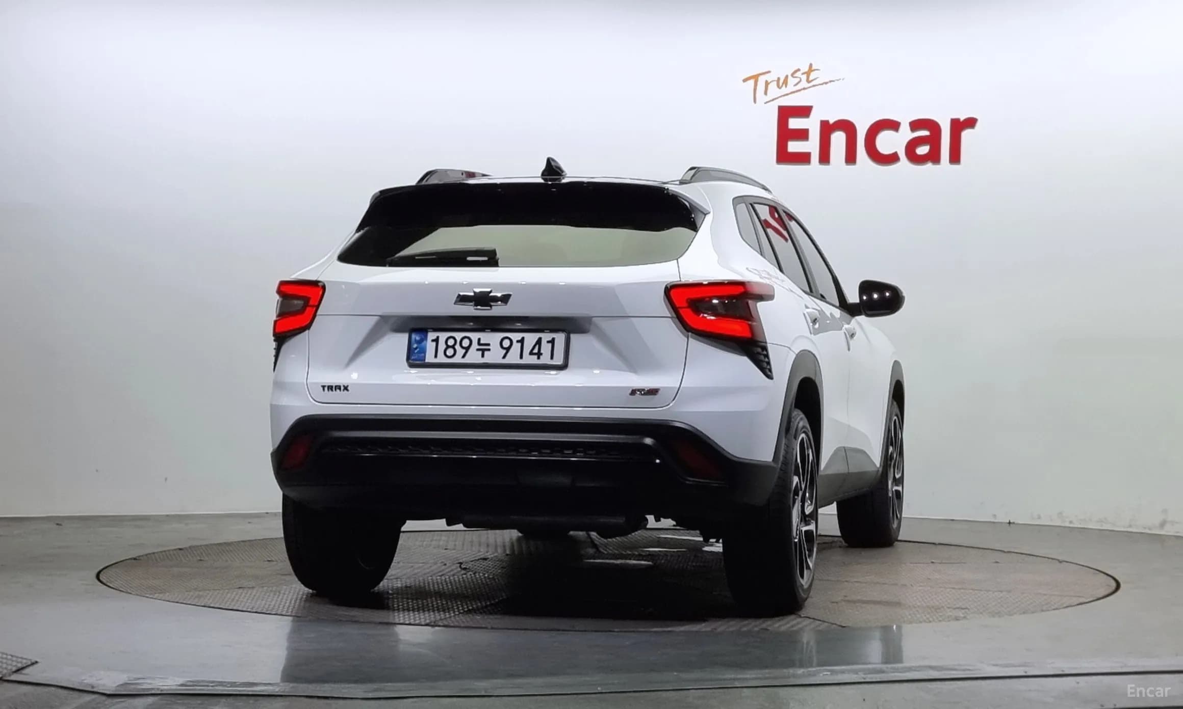 Trax Crossover