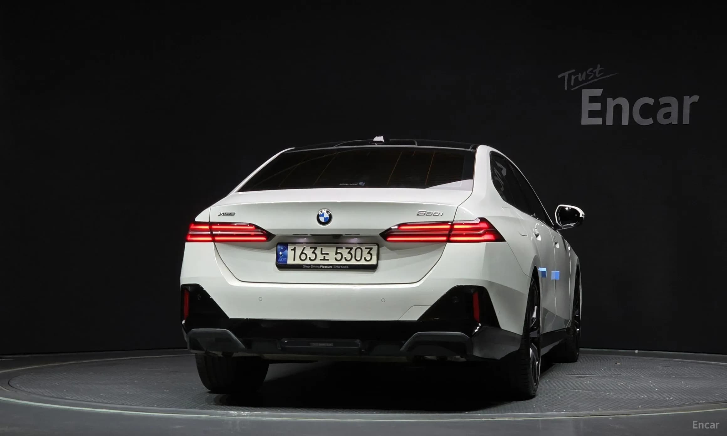 5 Series (G60)
