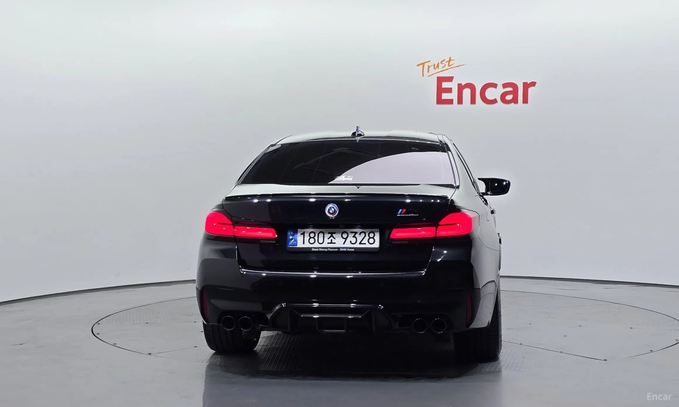 M5 (F90)