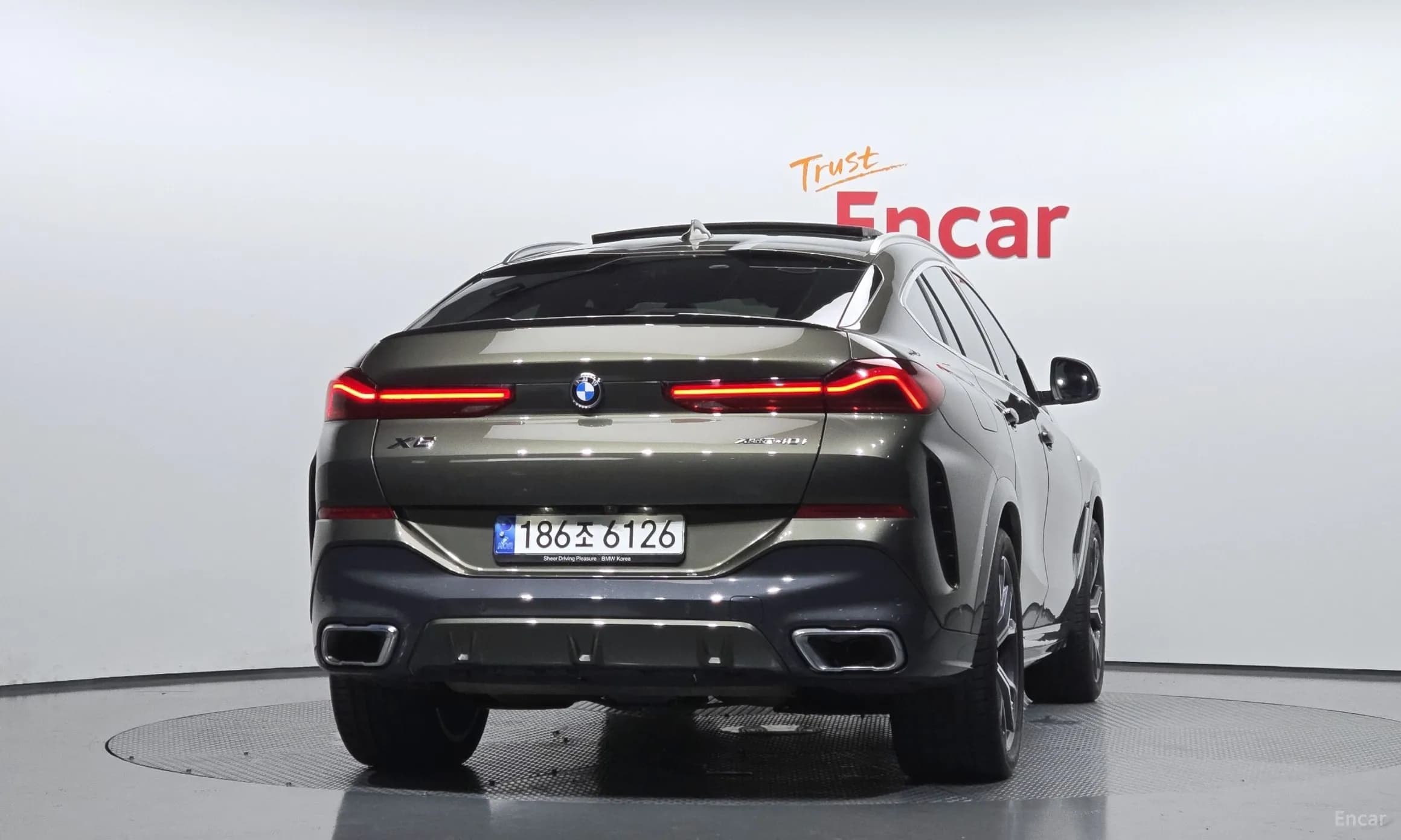 X6 (G06)
