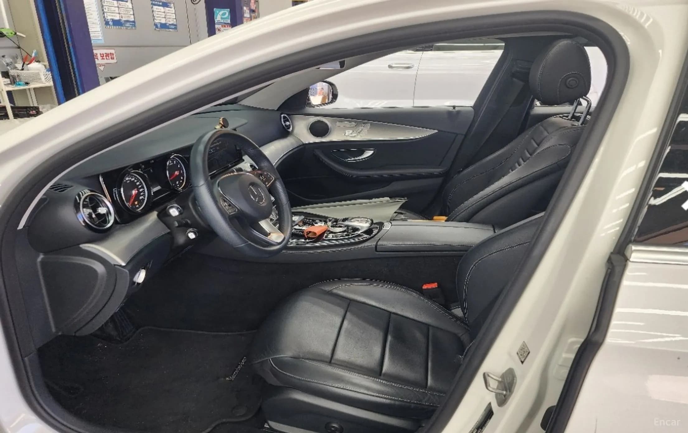 E-Class W213